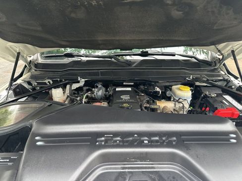 Used 2021 RAM 2500 Laramie w/ Safety Group B image 25