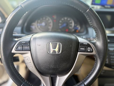 Used 2010 Honda Crosstour EX-L image 12