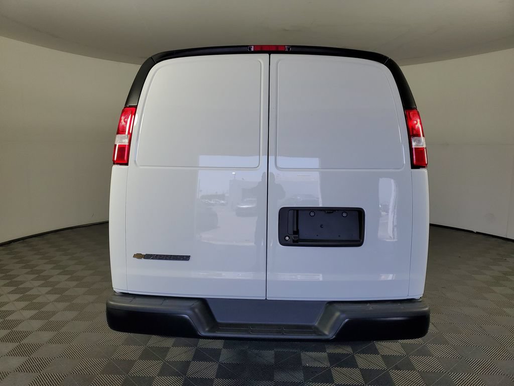 New 2026 Chevrolet Express 2500 RWD image 5