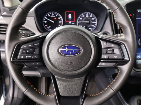 Used 2025 Subaru Crosstrek 2.5i Limited w/ Popular Package #3A AWD/4WD image 3