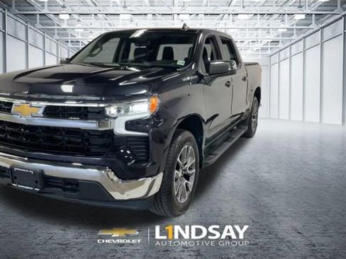 Used 2024 Chevrolet Silverado 1500 LT AWD/4WD image 5