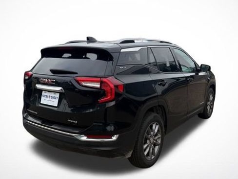 Used 2024 GMC Terrain SLT AWD/4WD image 5