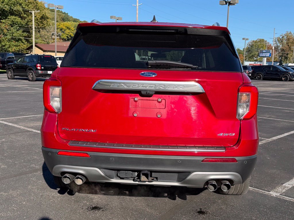 Used 2023 Ford Explorer Platinum w/ Technology Package AWD/4WD image 7