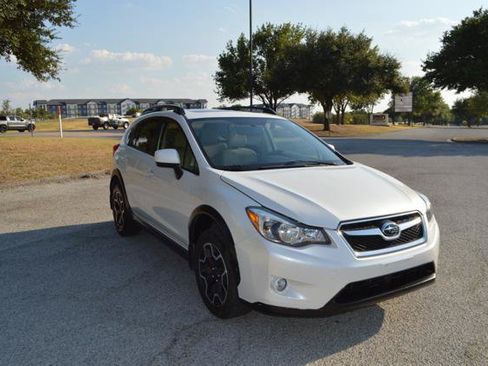 Used 2014 Subaru Crosstrek 2.0i Premium w/ Moonroof Package AWD/4WD image 2