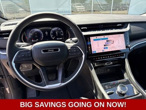 New 2026 Jeep Grand Cherokee L Limited AWD/4WD image 12