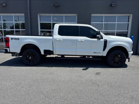 Used 2026 Ford F250 Lariat w/ Black Appearance Package AWD/4WD image 4