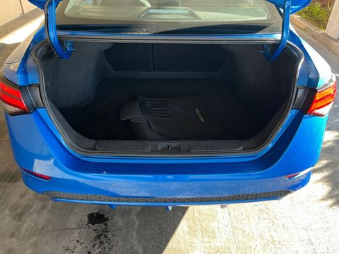 Used 2025 Nissan Sentra SV image 29