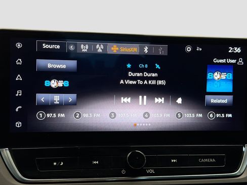 Used 2023 Nissan Altima 2.5 SV w/ SV Premium Package image 8