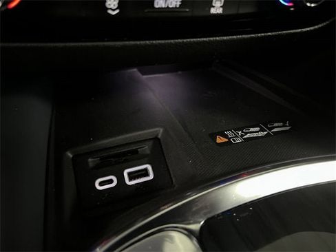 Used 2023 Buick Enclave Essence w/ Sport Touring Edition image 34