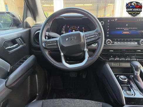 Used 2023 Chevrolet Colorado Z71 w/ Z71 Convenience Package 2 AWD/4WD image 18