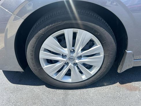 Used 2024 Nissan Sentra S FWD image 9