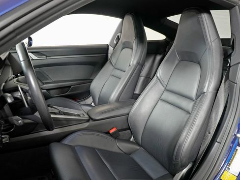 Certified 2024 Porsche 911 Carrera image 5