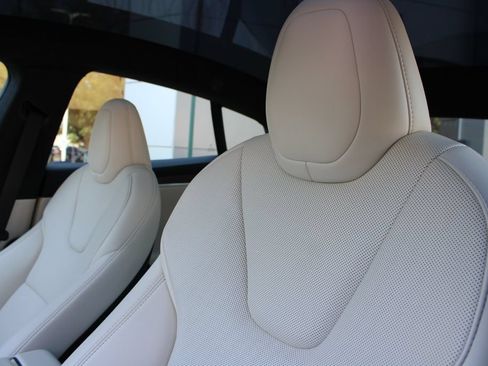 Used 2023 Tesla Model S Standard Range AWD/4WD image 6