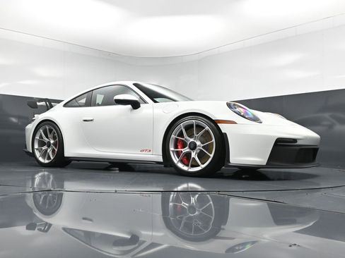Certified 2024 Porsche 911 GT3 RWD image 26