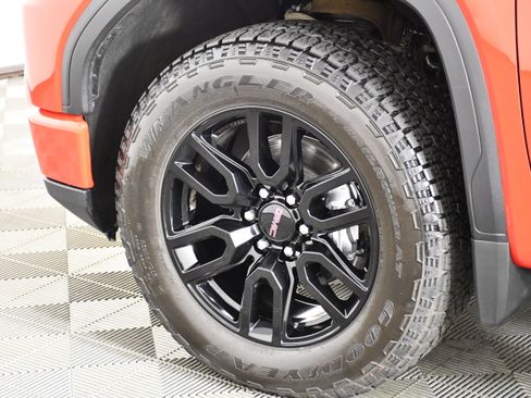 Used 2025 GMC Sierra 1500 Elevation w/ Elevation Premium Package AWD/4WD image 54
