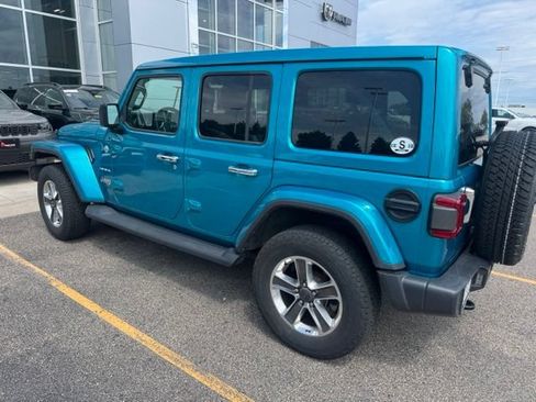 Used 2020 Jeep Wrangler Unlimited Sahara AWD/4WD image 6