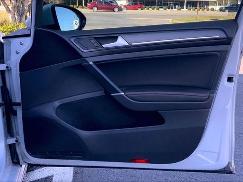 Used 2019 Volkswagen GTI SE w/ SE Experience Package image 24