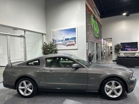 Used 2011 Ford Mustang GT RWD image 26