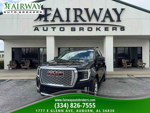Used 2022 GMC Yukon Denali image 1