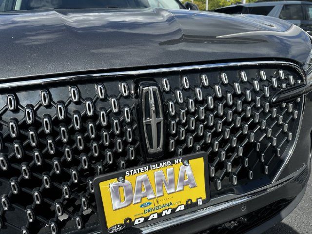 Certified 2025 Lincoln Aviator Reserve w/ Illumination Package AWD/4WD image 10