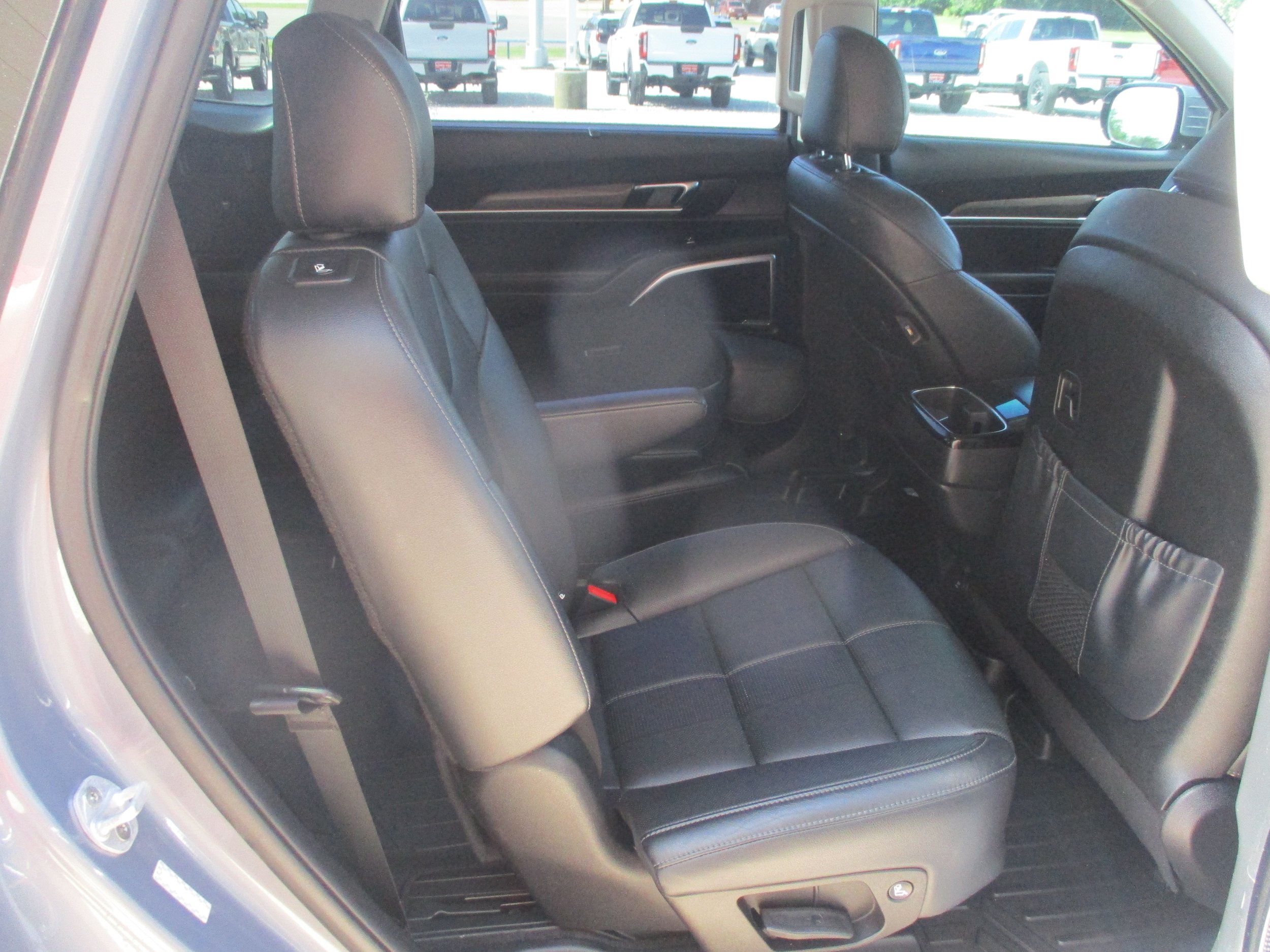 Used 2020 Kia Telluride SX w/ Towing Package AWD/4WD image 9