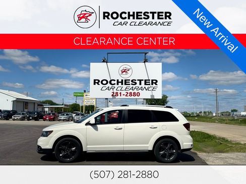 Used 2020 Dodge Journey Crossroad FWD image 1