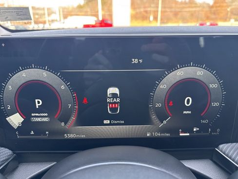 Used 2025 Nissan Kicks SR image 18