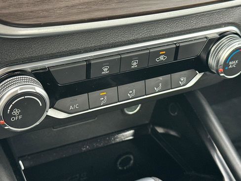 Used 2023 Nissan Altima 2.5 SV image 18