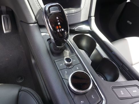 New 2025 Cadillac XT6 Sport w/ Platinum Package image 18