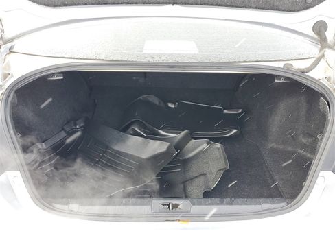 Used 2016 Subaru Legacy 2.5i Limited image 8