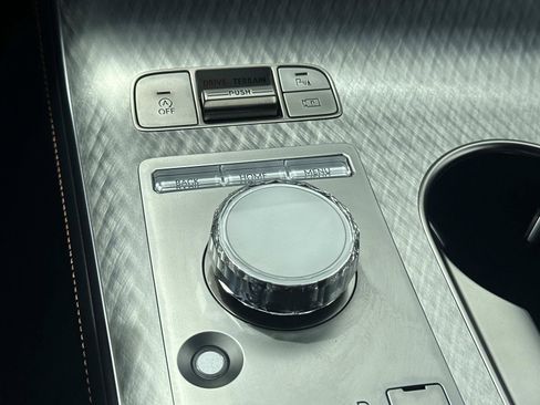 Used 2026 Genesis GV70 2.5T Sport Prestige AWD/4WD image 16