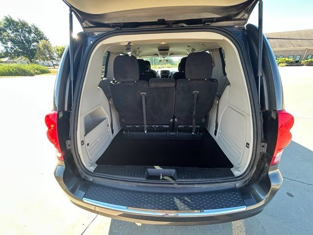 Used 2016 Dodge Grand Caravan SE w/ Quick Order Package 29E SE FWD image 5