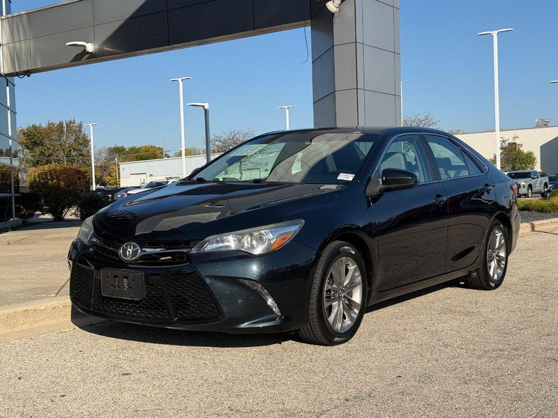 Used 2015 Toyota Camry SE FWD image 7