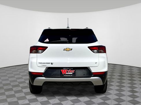 Used 2023 Chevrolet TrailBlazer LT w/ Convenience Package FWD image 5