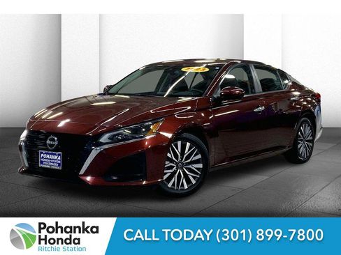 Used 2023 Nissan Altima 2.5 SV image 12