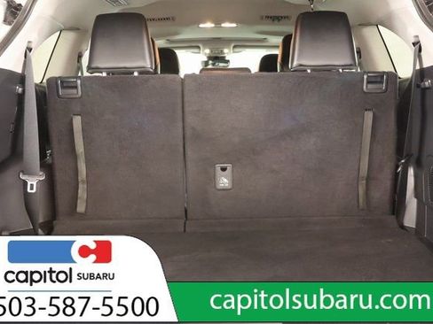 Used 2023 Toyota Highlander XLE image 28