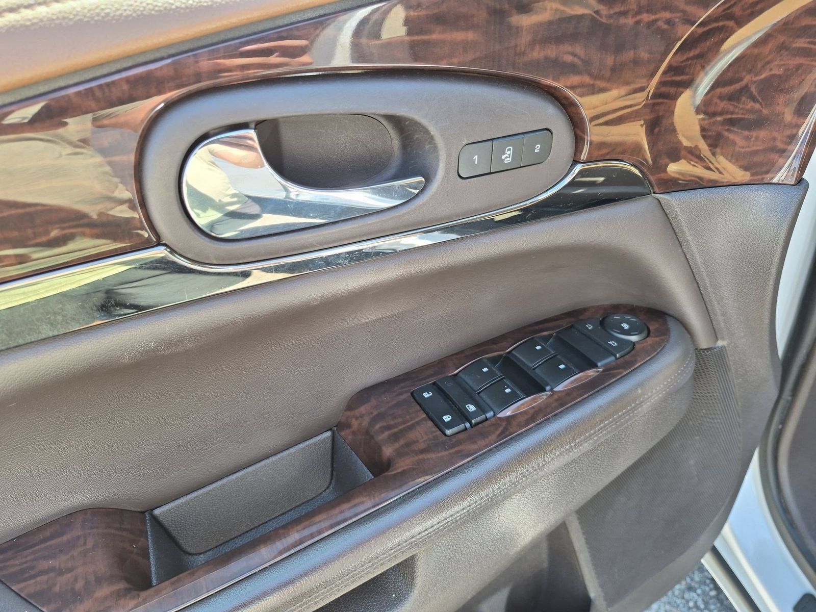 Used 2016 Buick Enclave Leather FWD image 22