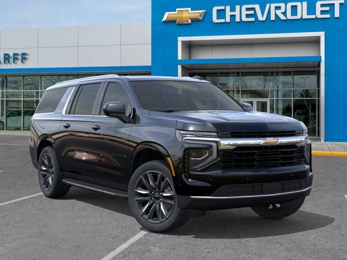 New 2026 Chevrolet Suburban LS w/ LS Custom Edition AWD/4WD image 9