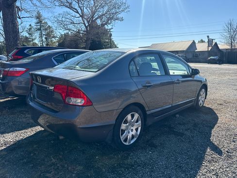 Used 2010 Honda Civic LX image 4