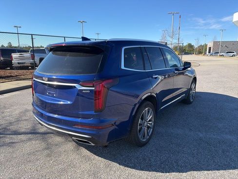 Certified 2025 Cadillac XT6 Premium Luxury image 3