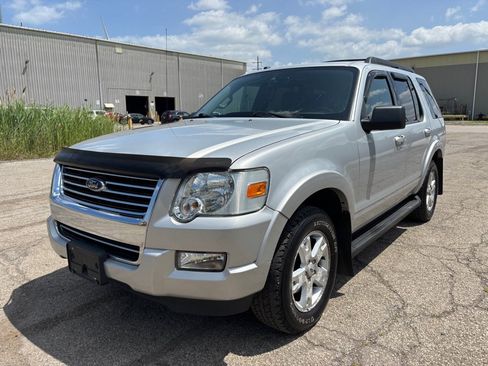 Used 2009 Ford Explorer XLT AWD/4WD image 7