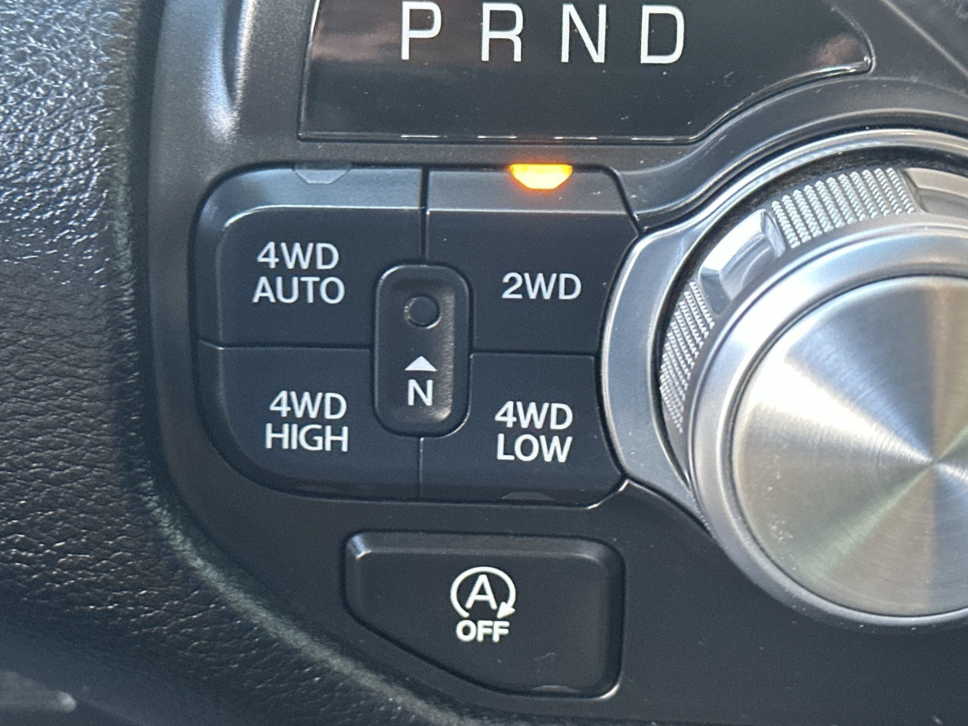 Used 2020 RAM 1500 Laramie AWD/4WD image 29