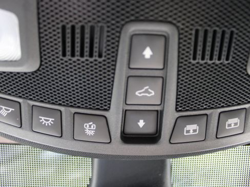 Used 2023 Ford Edge ST-Line AWD/4WD image 23