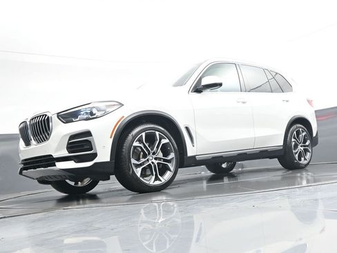 Used 2023 BMW X5 sDrive40i w/ Climate Comfort Package RWD image 40
