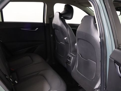Used 2023 Kia Niro Wind w/ Wind Preserve Package FWD image 27