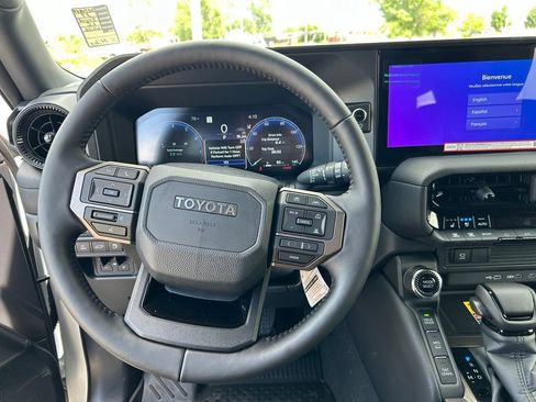 Used 2027 Toyota Land Cruiser AWD/4WD image 17