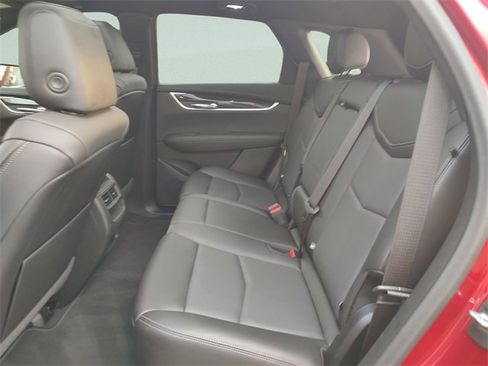 Used 2022 Cadillac XT5 Premium Luxury image 21