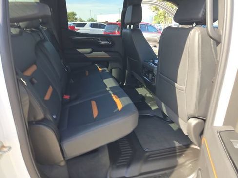 Used 2025 GMC Sierra 1500 AT4 AWD/4WD image 26