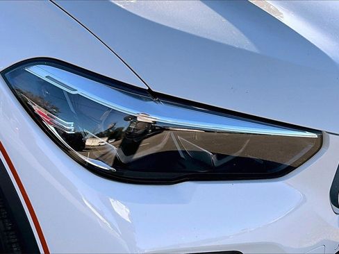 Used 2023 BMW X5 xDrive45e image 33