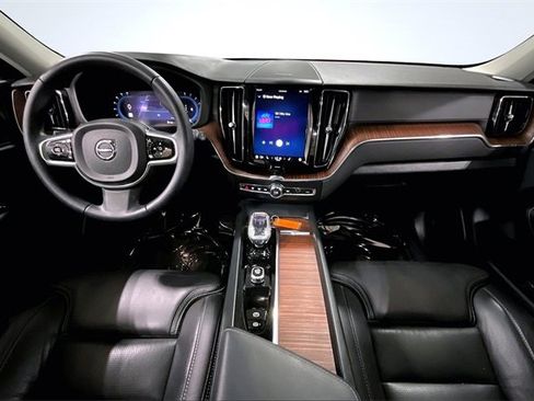 Certified 2023 Volvo XC60 B6 Ultimate image 16